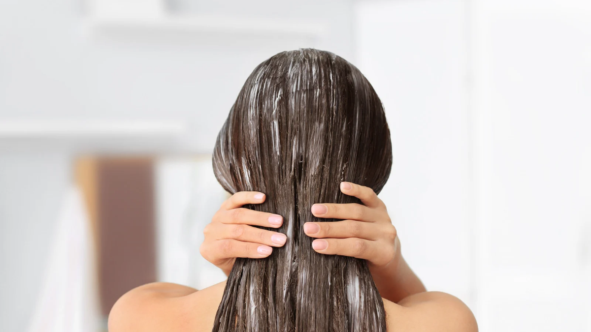 Banana and avocado hair mask recipe