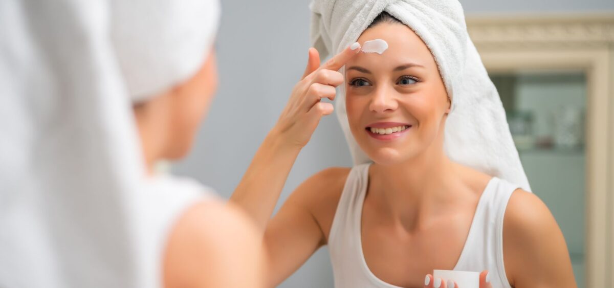 Summer acne control routine with steps to reduce oil sweat and breakouts in hot weather