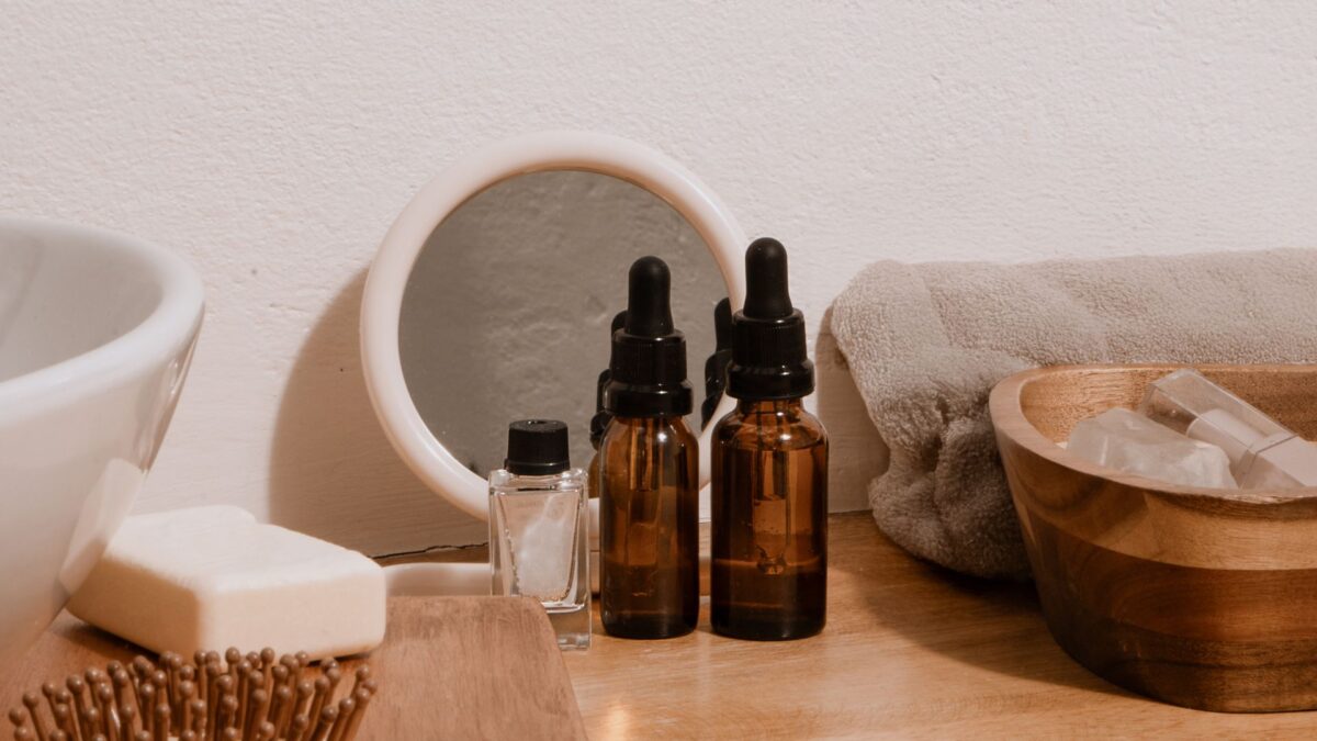 top rated acne products on amazon usa including cleansers serums and spot treatments